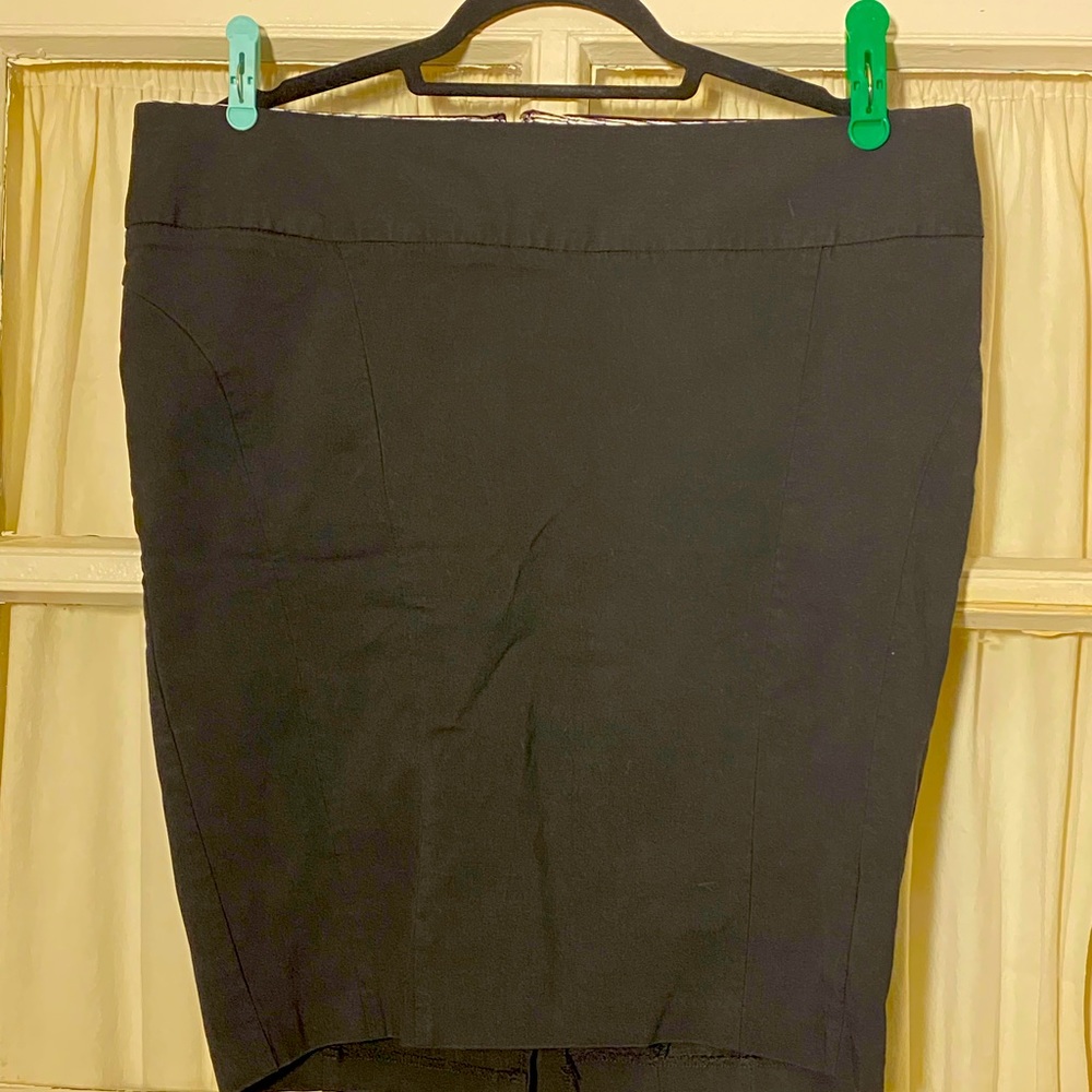 Torrid size 16 black pencil skirt